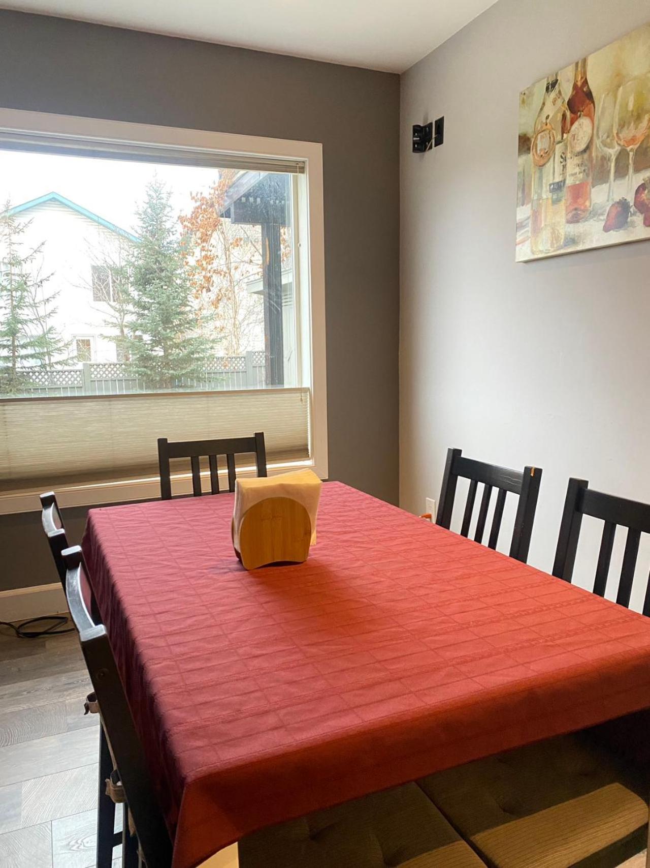 Lovely Country house Calgary